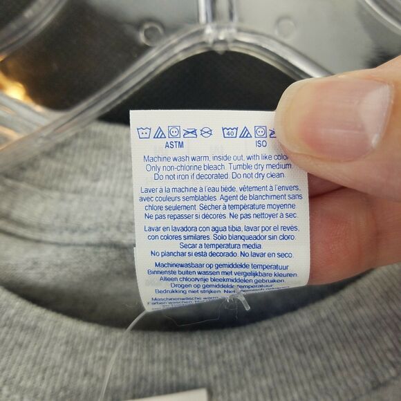 Boston Women's Cheers TV Series Graphic T-Shirt Size M Gray Pink Logo Casual NWT - Picture 5 of 5